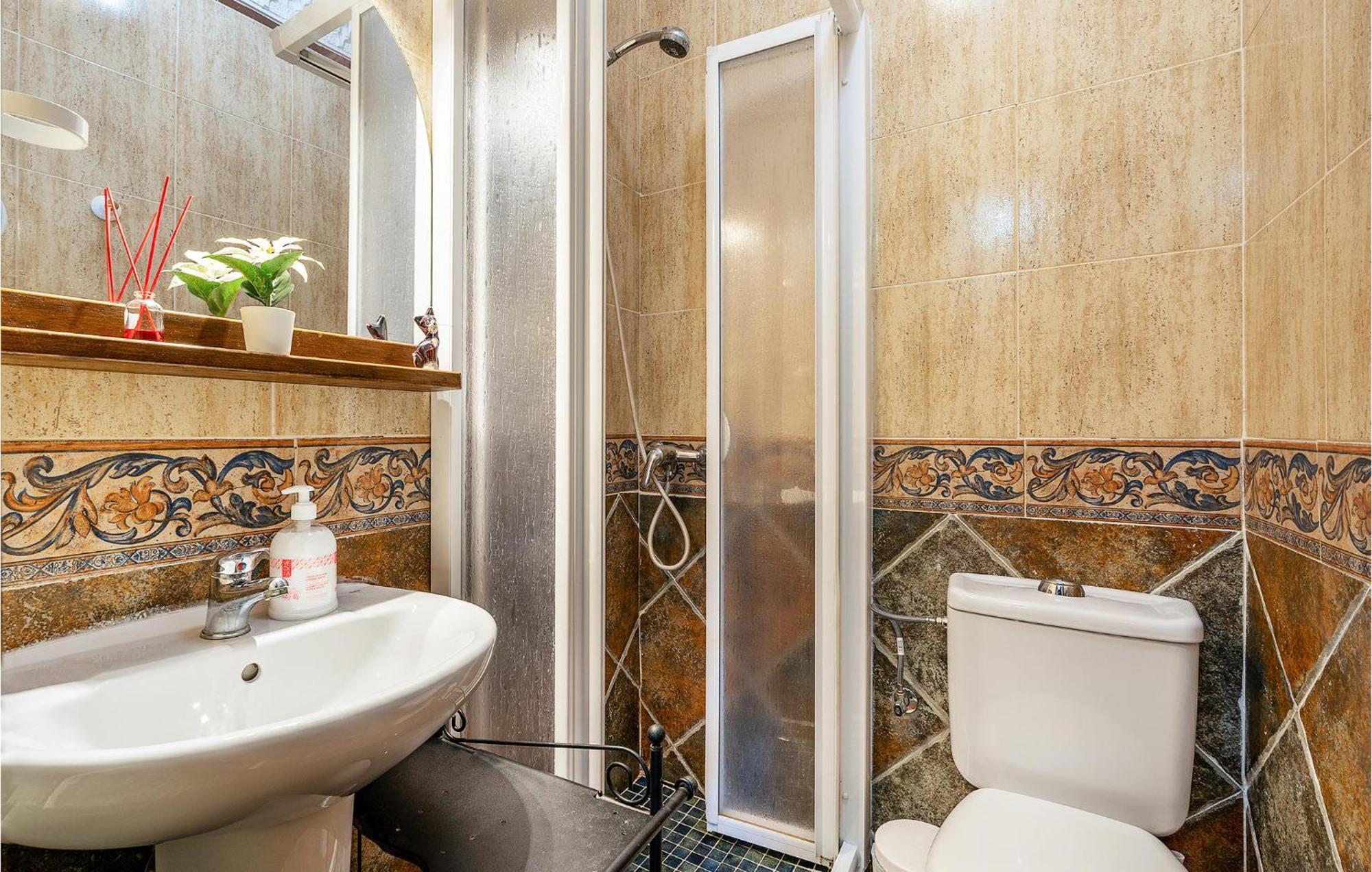 Amazing Home In Frigiliana With Kitchen 外观 照片